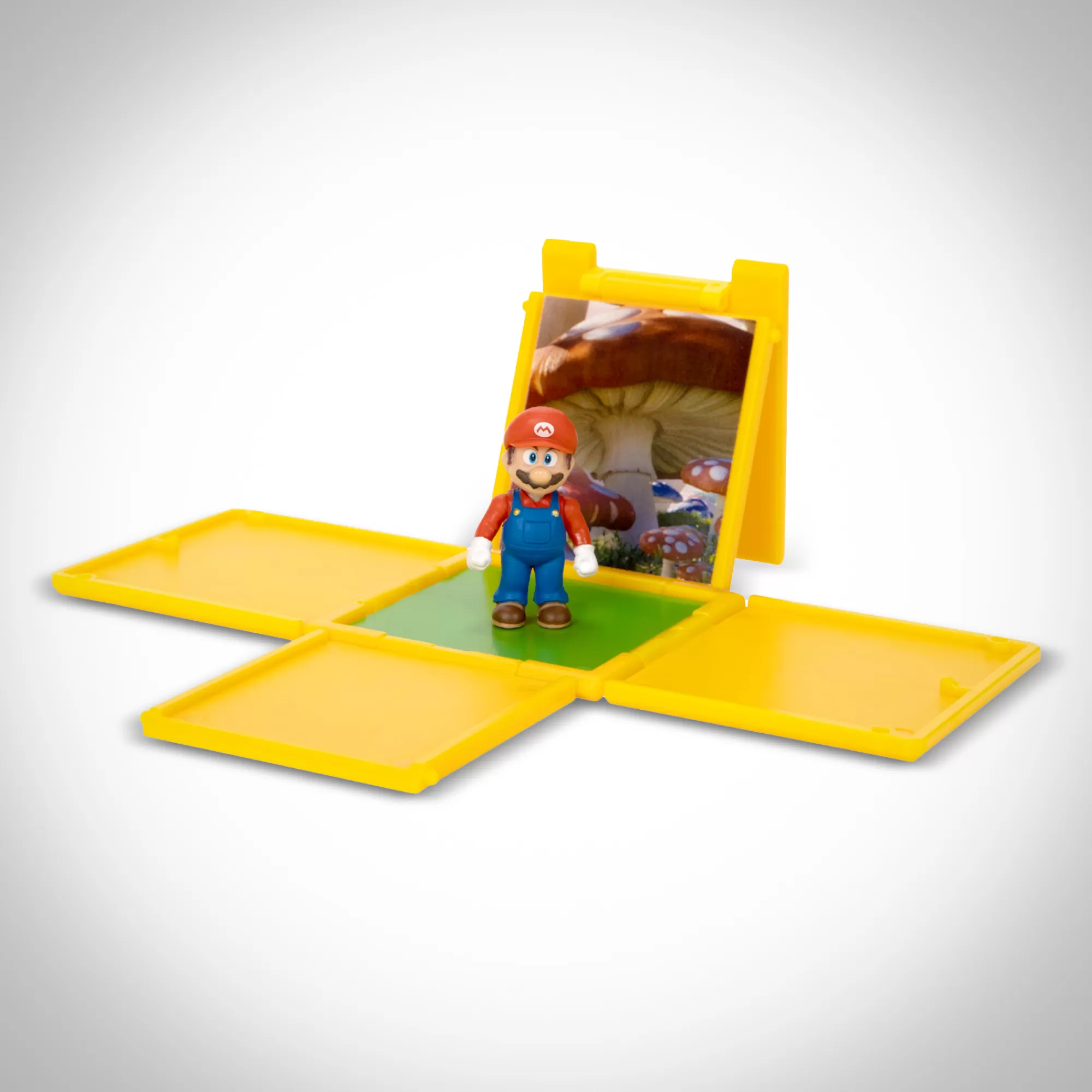 The Super Mario Bros. Movie Toy Figures<1.25-Inch Mario Mini Figure With Question Block